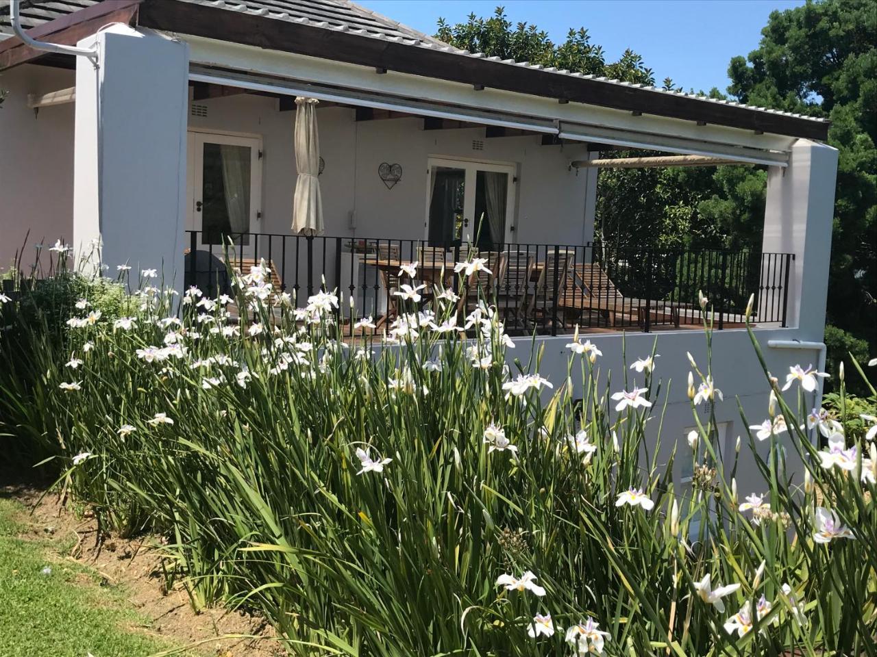 Majini Guesthouse Sweet Valley Exterior foto